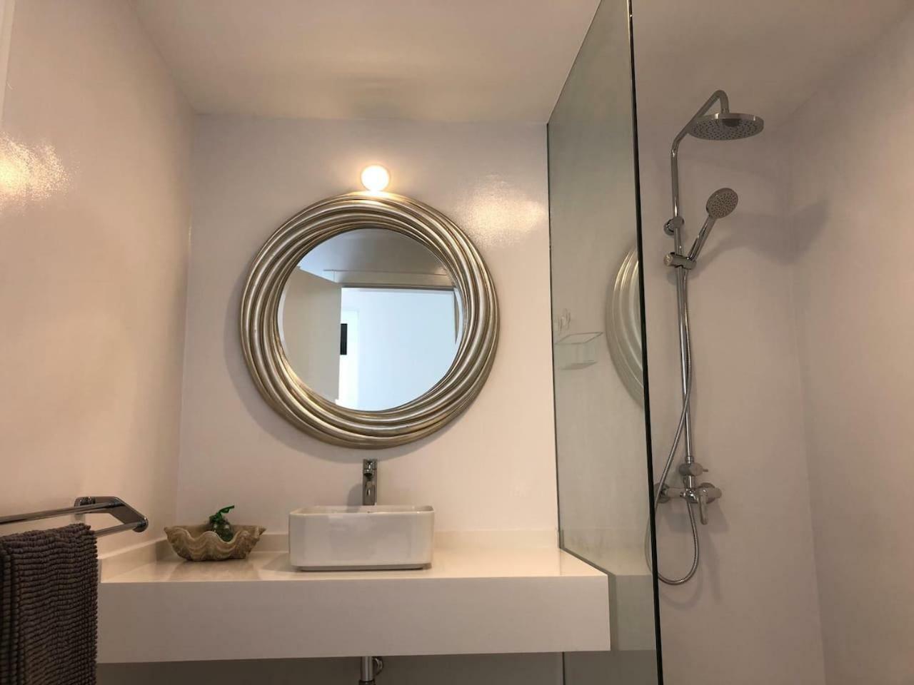 코스타 테기세 Sea Breeze With Shared Pool And Near The Beach 아파트 외부 사진